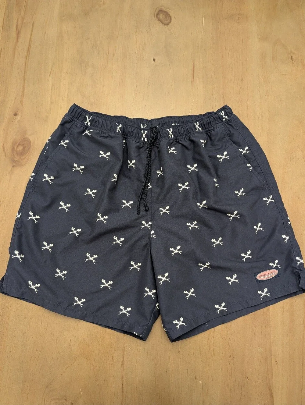 Vineyard Vines Navy & White Mens Swim Trunks Size Large